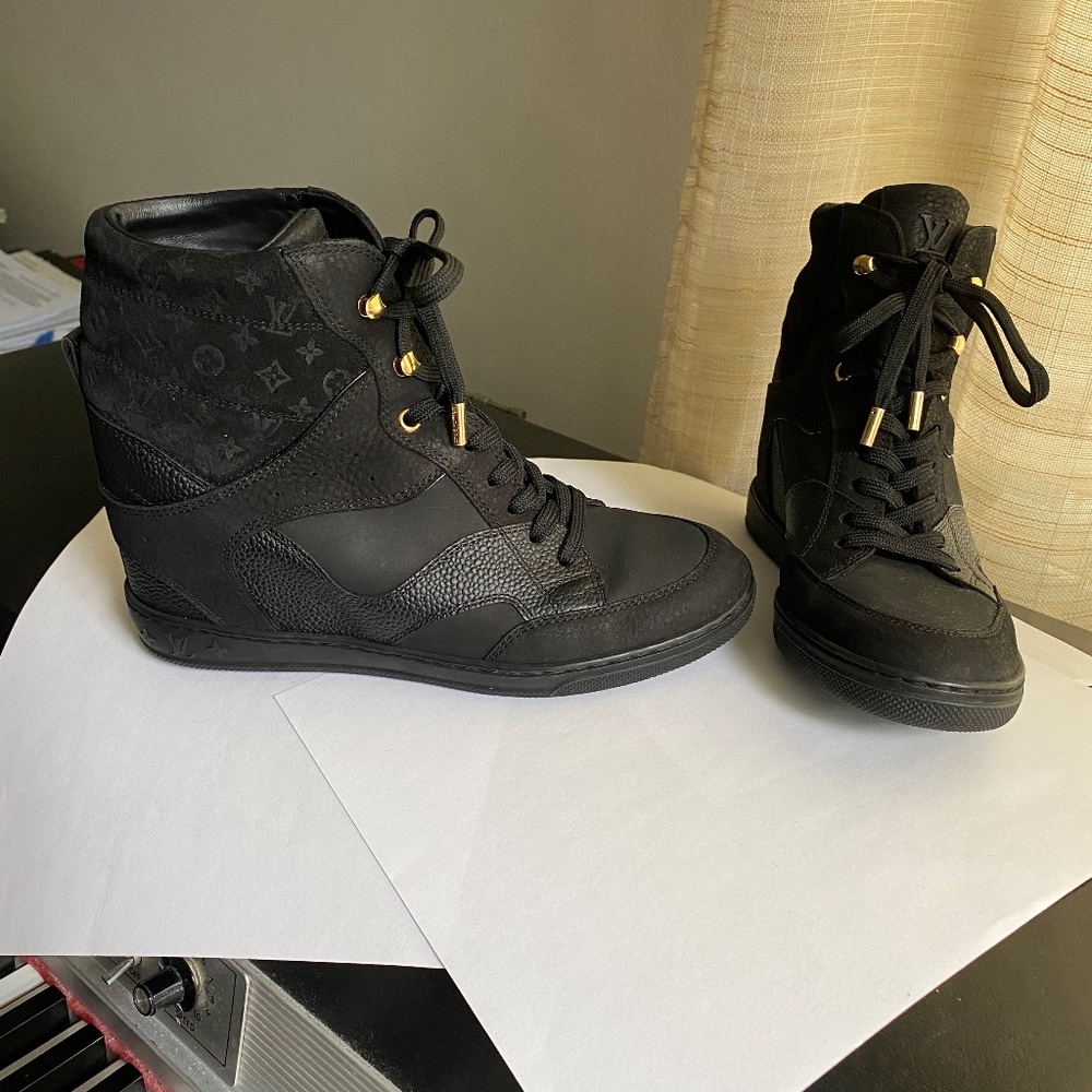 Louis Vuitton black monogram hi top rubber leather hi top fashion shoes wedges - Picture 2 of 11
